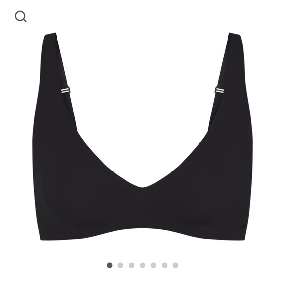 SKIMS Other - NWT SKIMS NAKED PLUNGE BRA